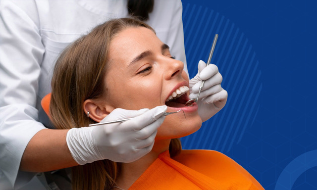 تنظيف الأسنان